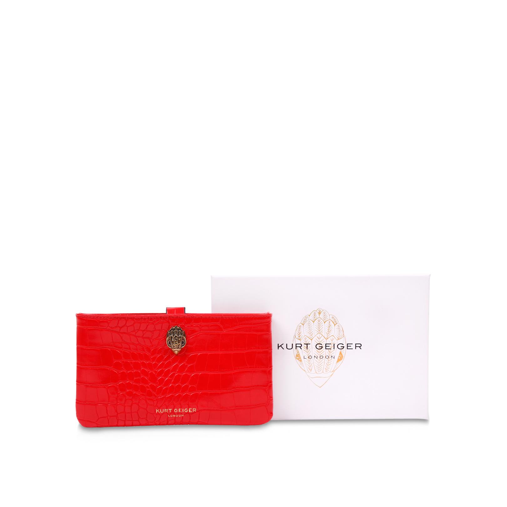 Eagle Pouch With Chain alternative 1