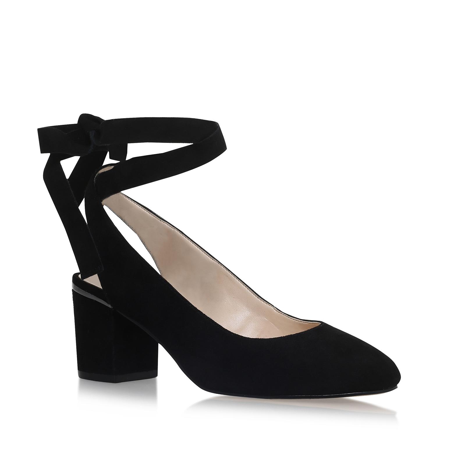 nine west andrea