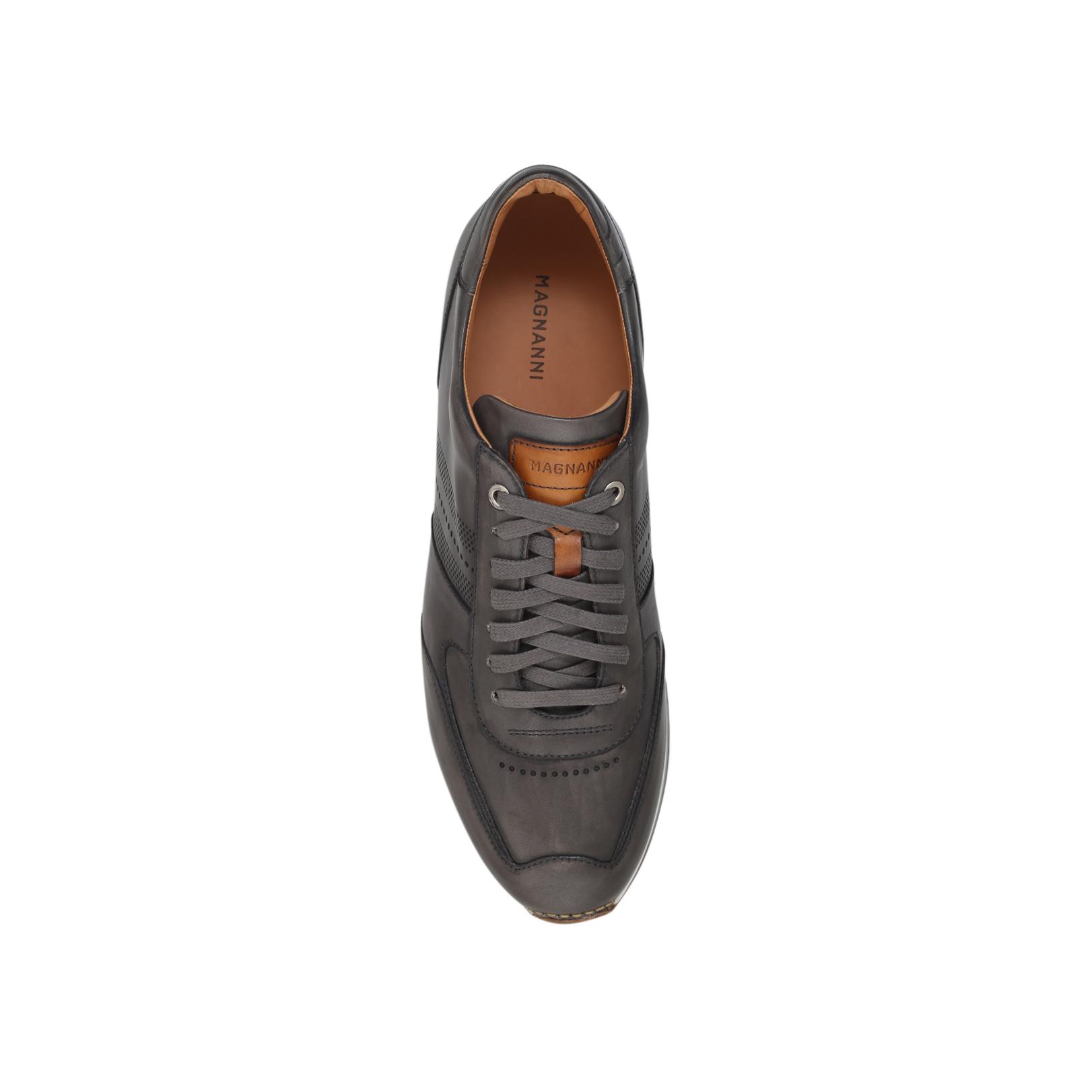 magnanni outlet store