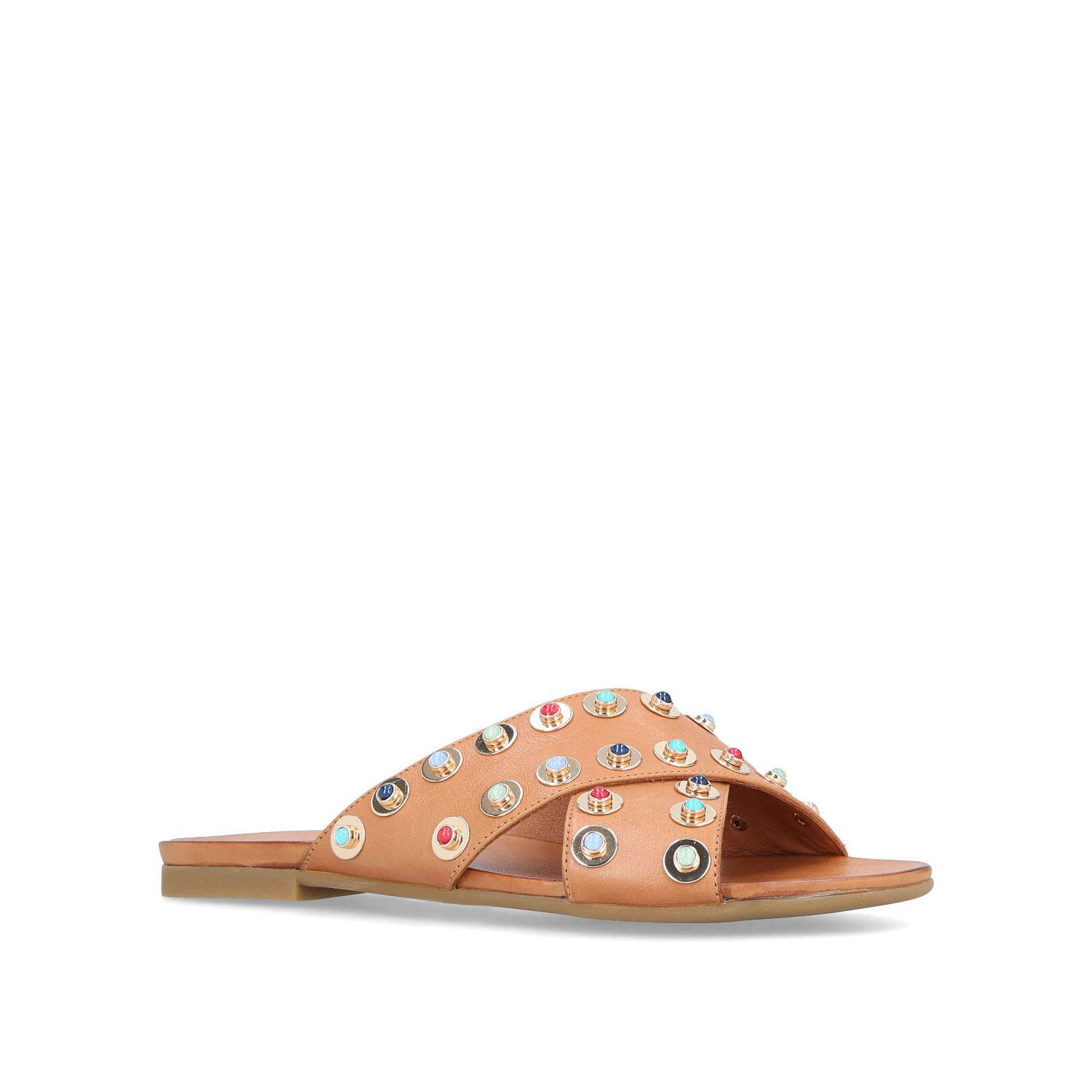 carvela koncern tan