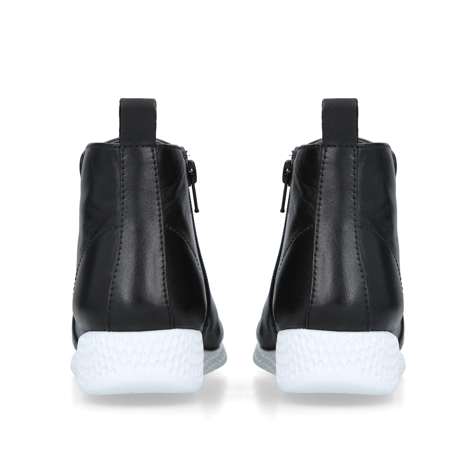 carvela cooper