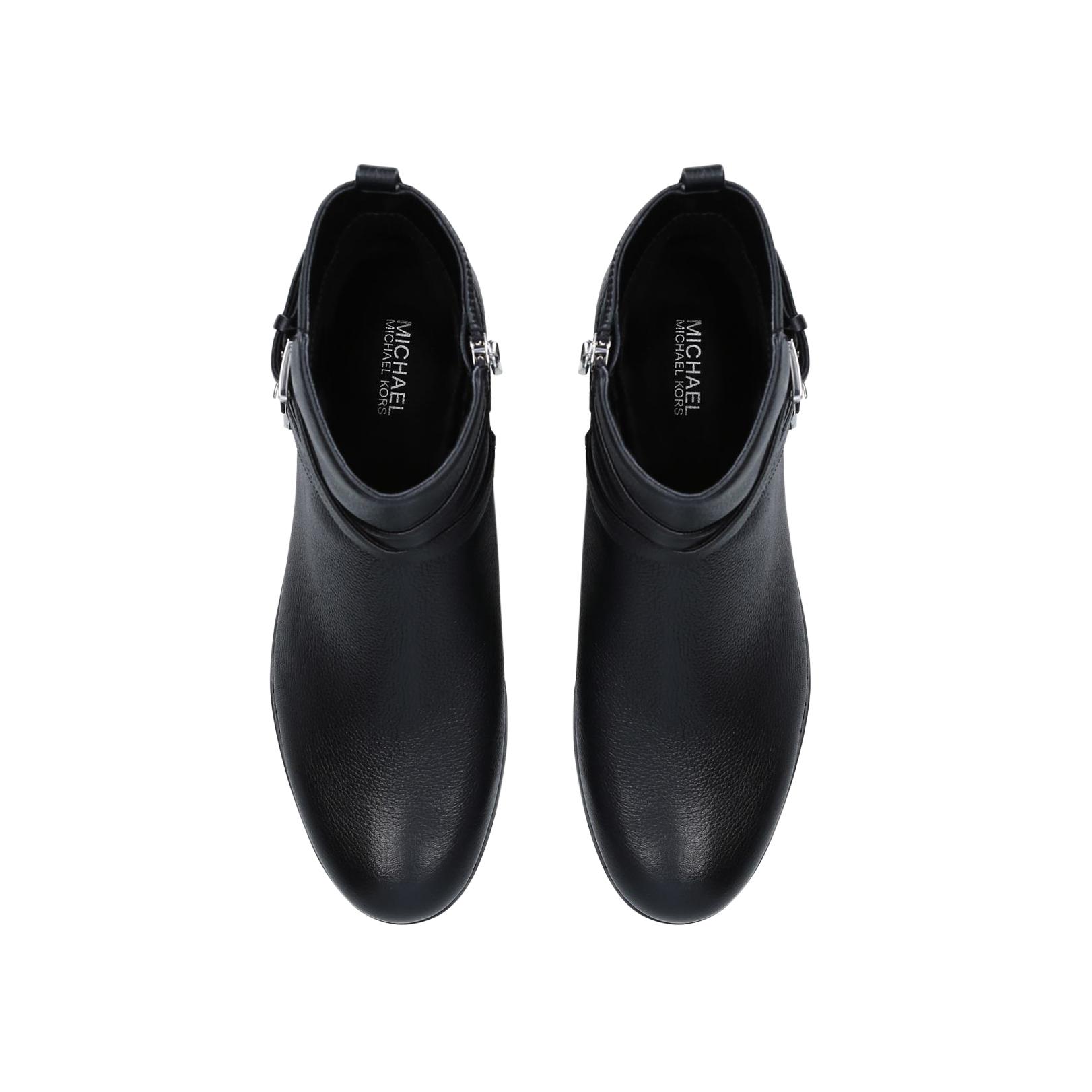 michael kors preston flat
