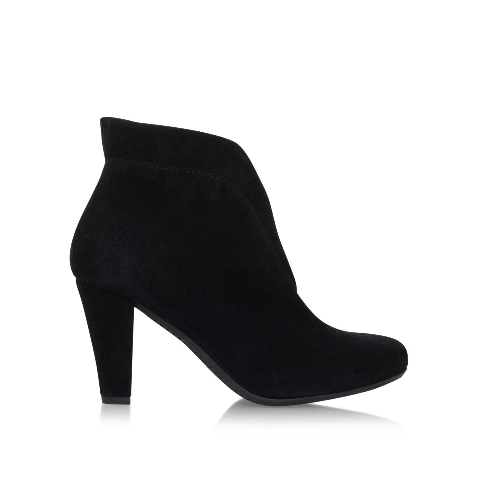 carvela rida boots