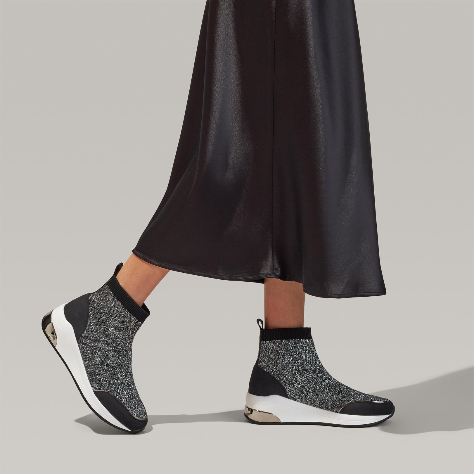 carvela sock