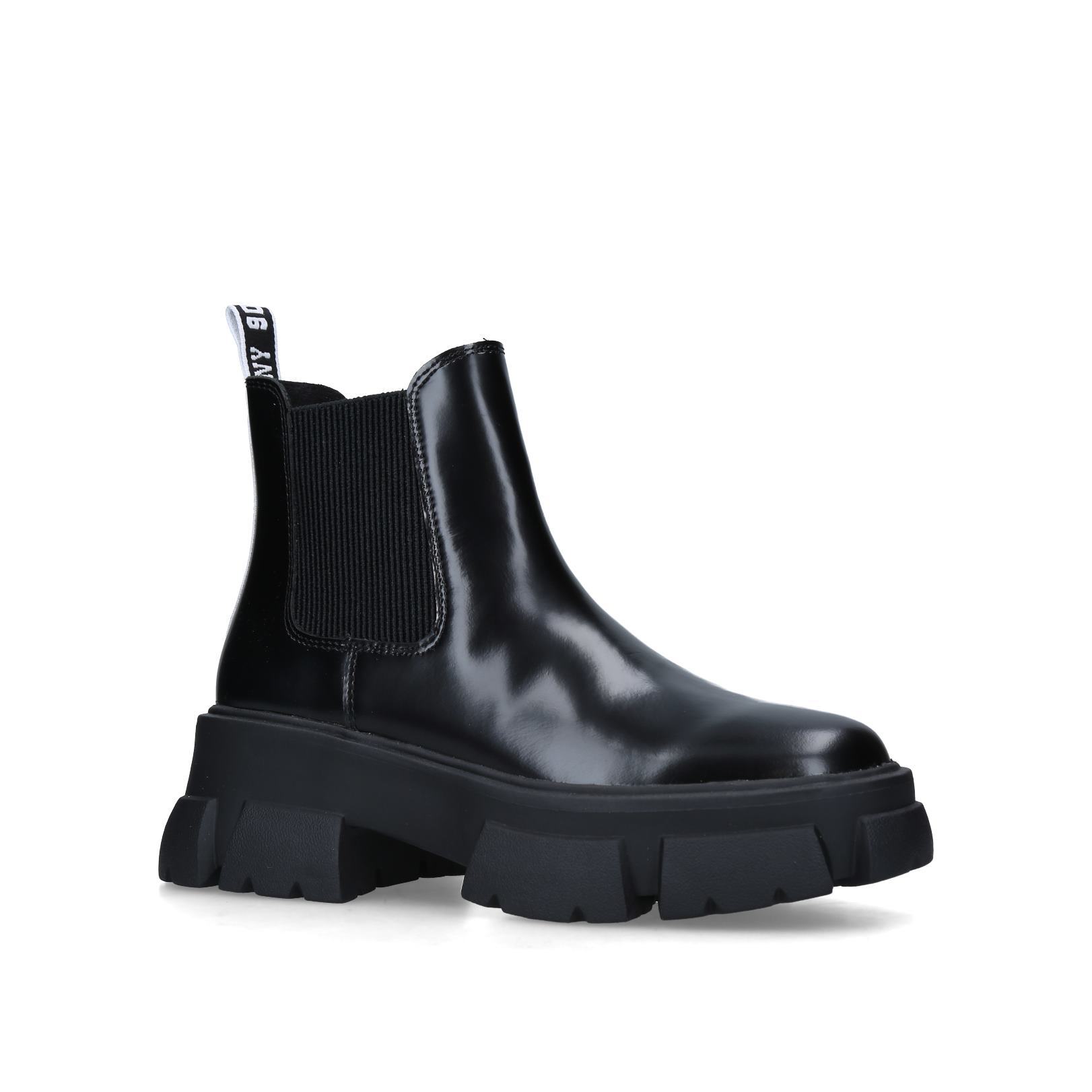 steve madden chelsea boots tusk