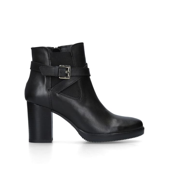 carvela buckle boots