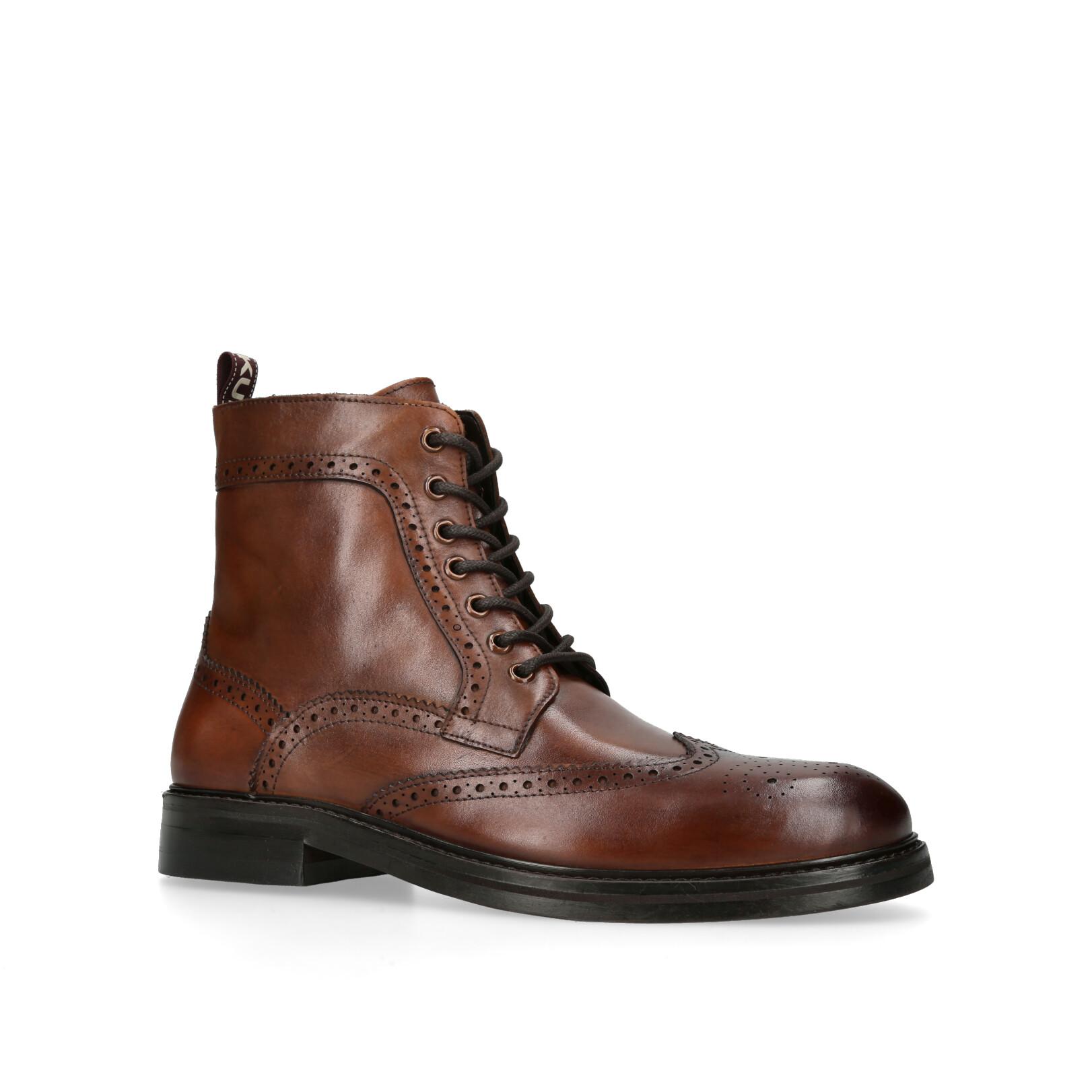 myles wingtip boot