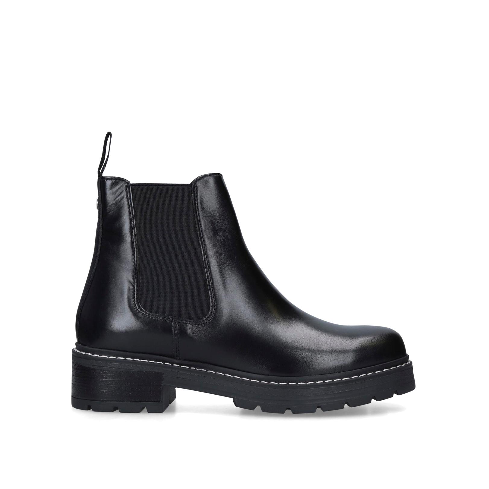 Carvela outlet twist boots