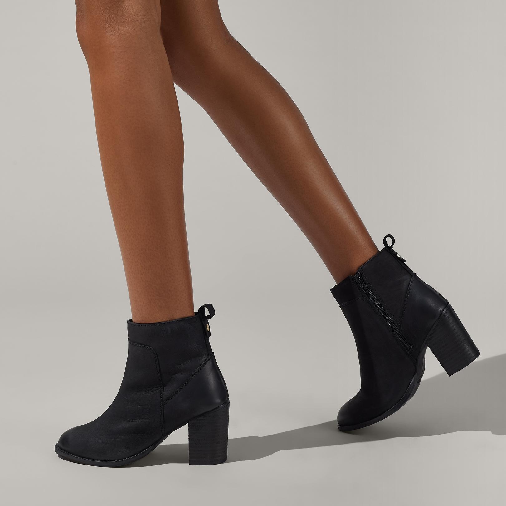 platform chelsea boots