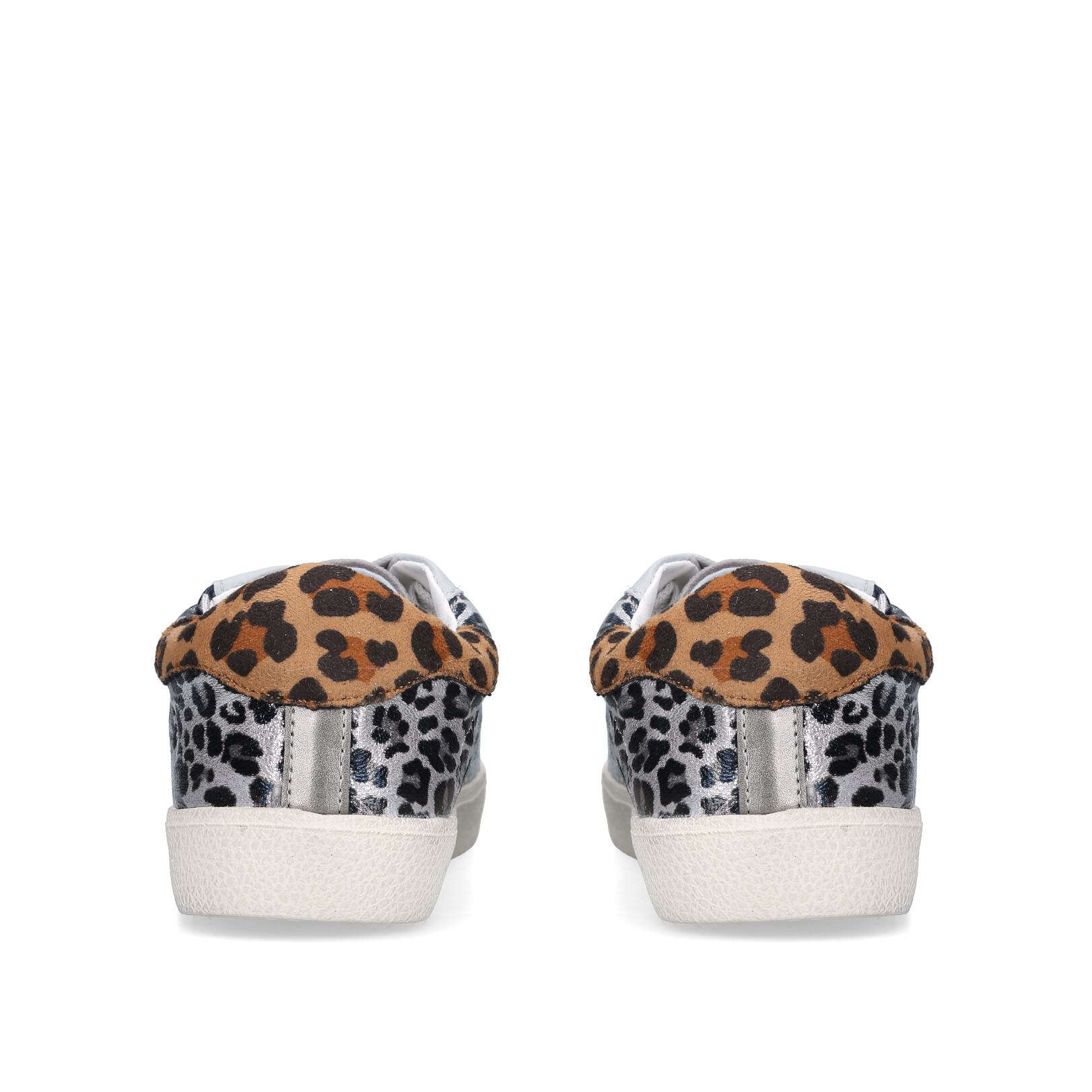 madden girl larrk sneaker