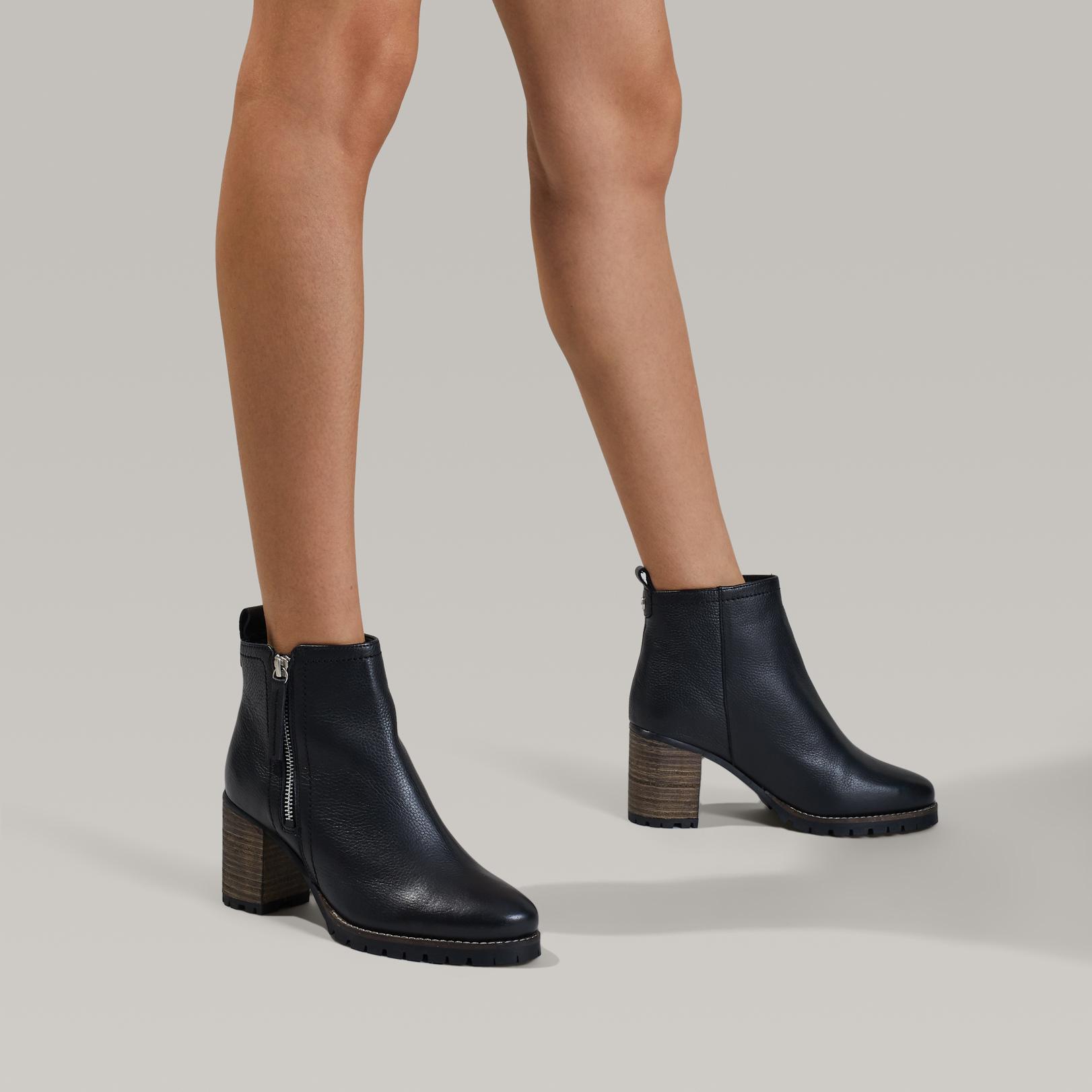 carvela smart boots