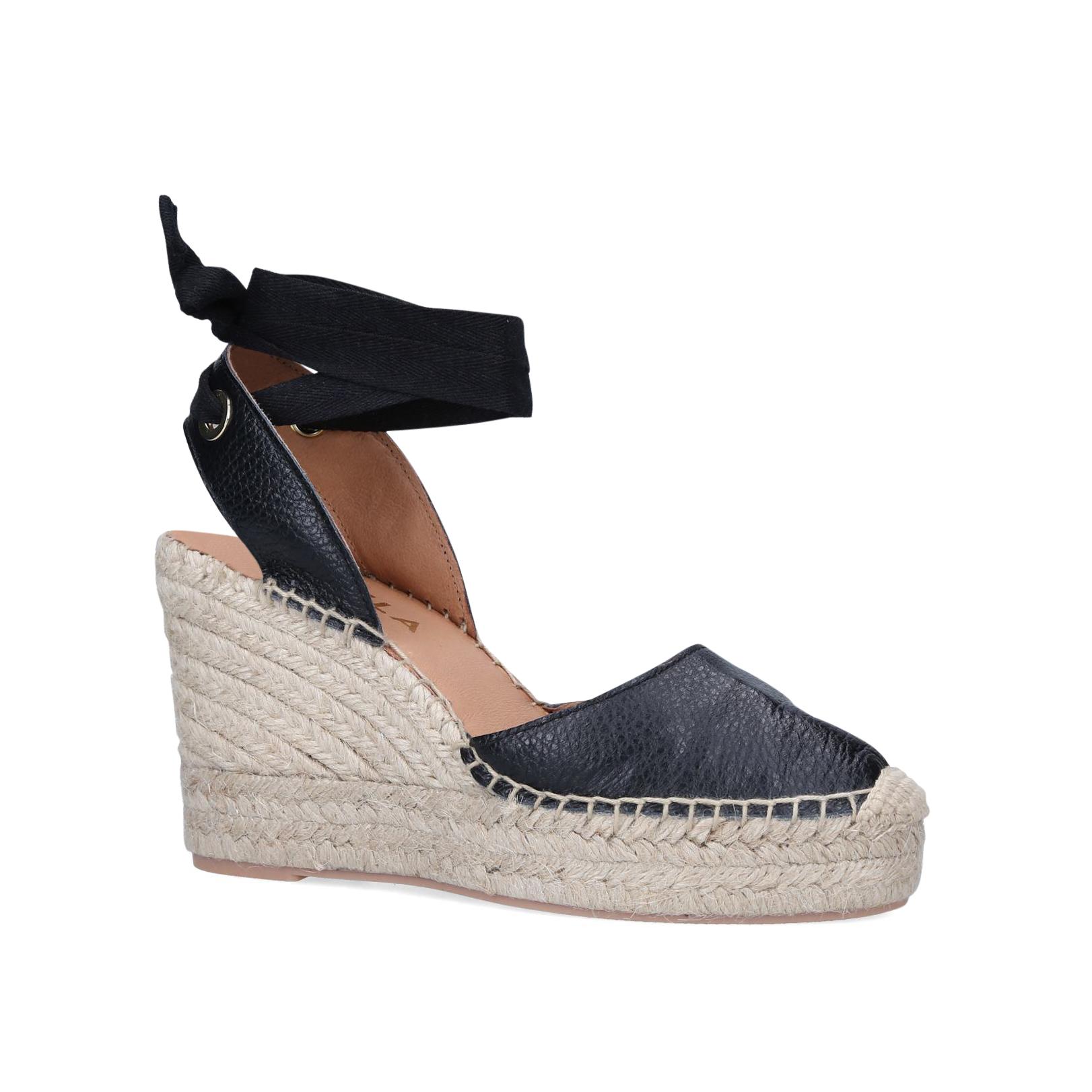 carvela comfort flip flops