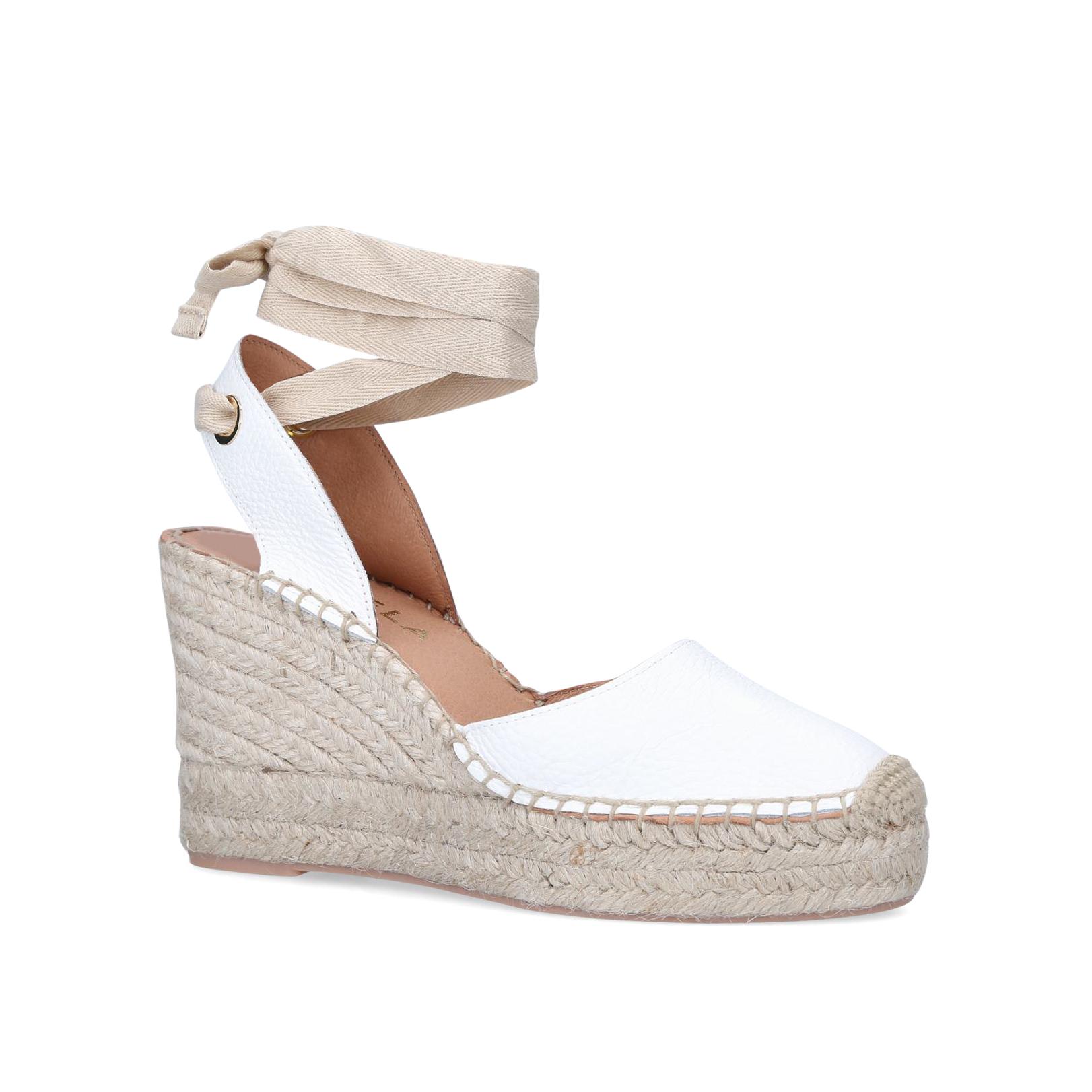 carvela comfort flip flops