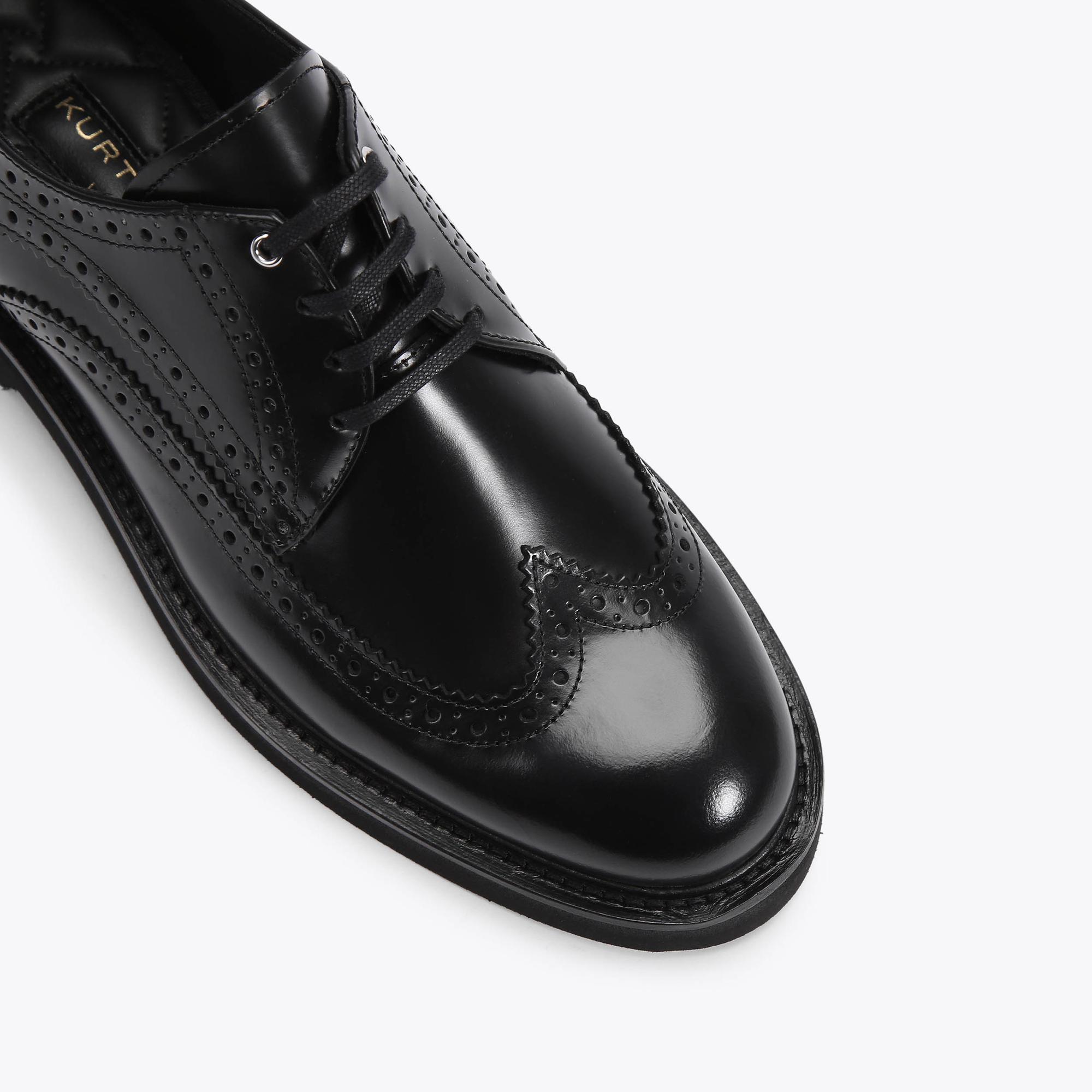 Kurt Geiger Aberdeen Brogues www.lips mag