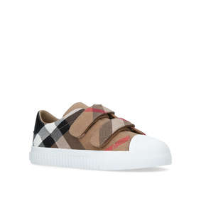 boys burberry trainers