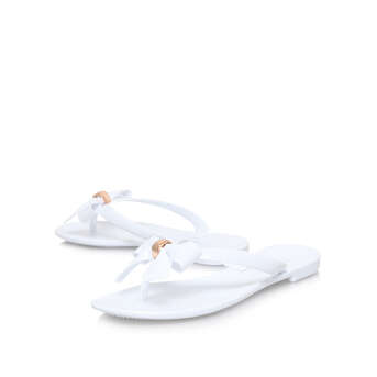 carvela star flip flops