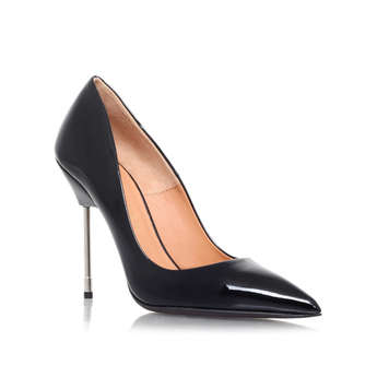 where are kurt geiger shoes made