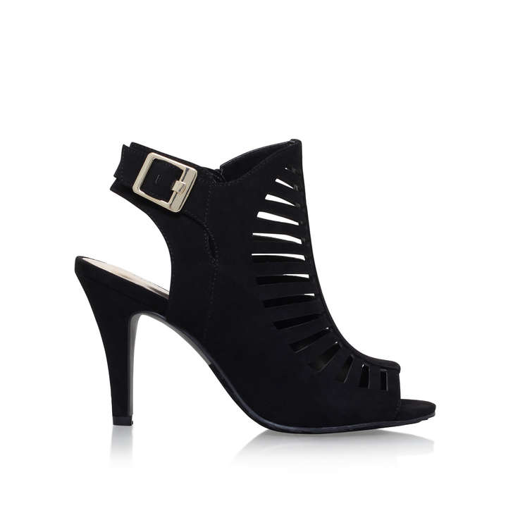 nine west black strappy heels