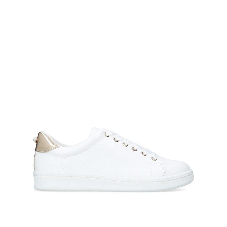 KORI White Low Top Sneakers by MISS KG 
