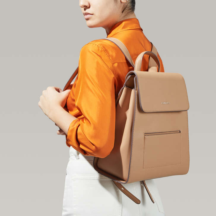 carvela slinky backpack