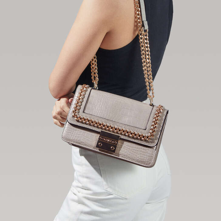 bailey quilted chain bag