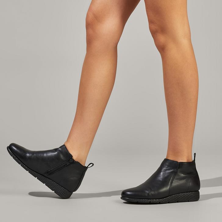 carvela cooper