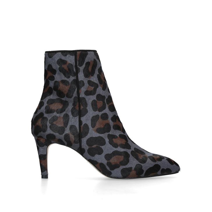 And the leopard love continues.. | Does 