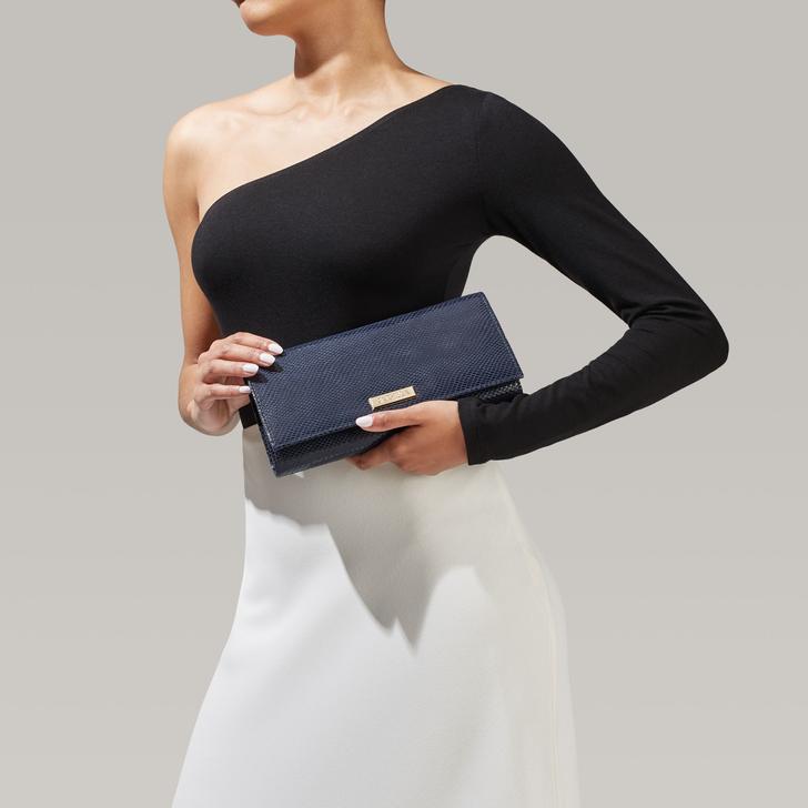 carvela kareless