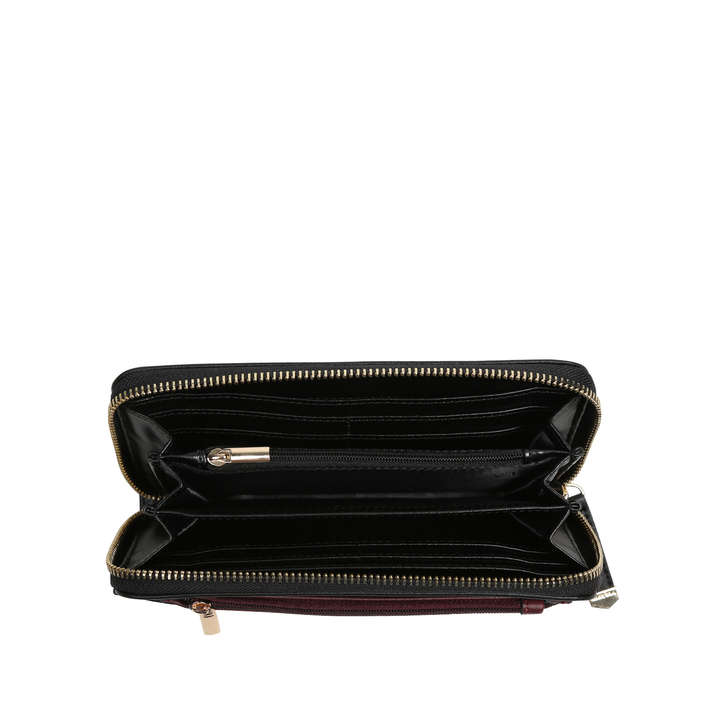 black zip purse