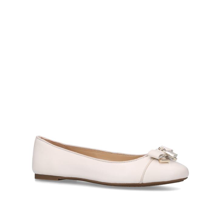 cream ballet pumps