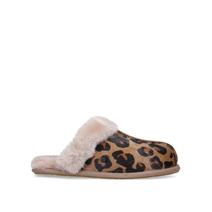 ugg scuffette leopard slippers