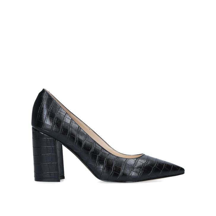 nine west crocodile pumps