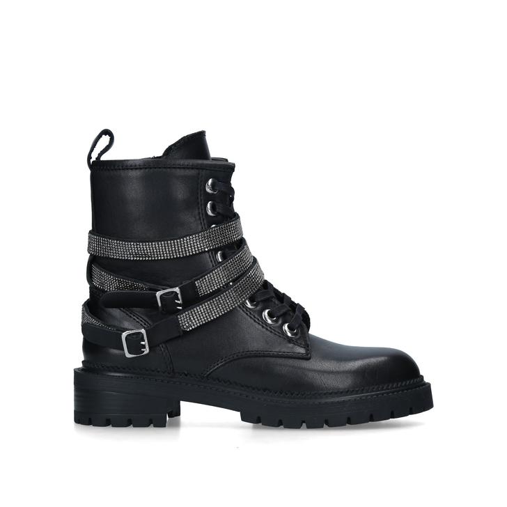 tuxedo boots