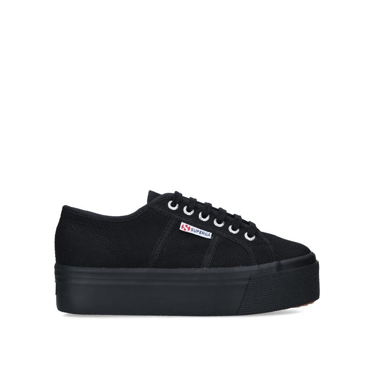 superga noir